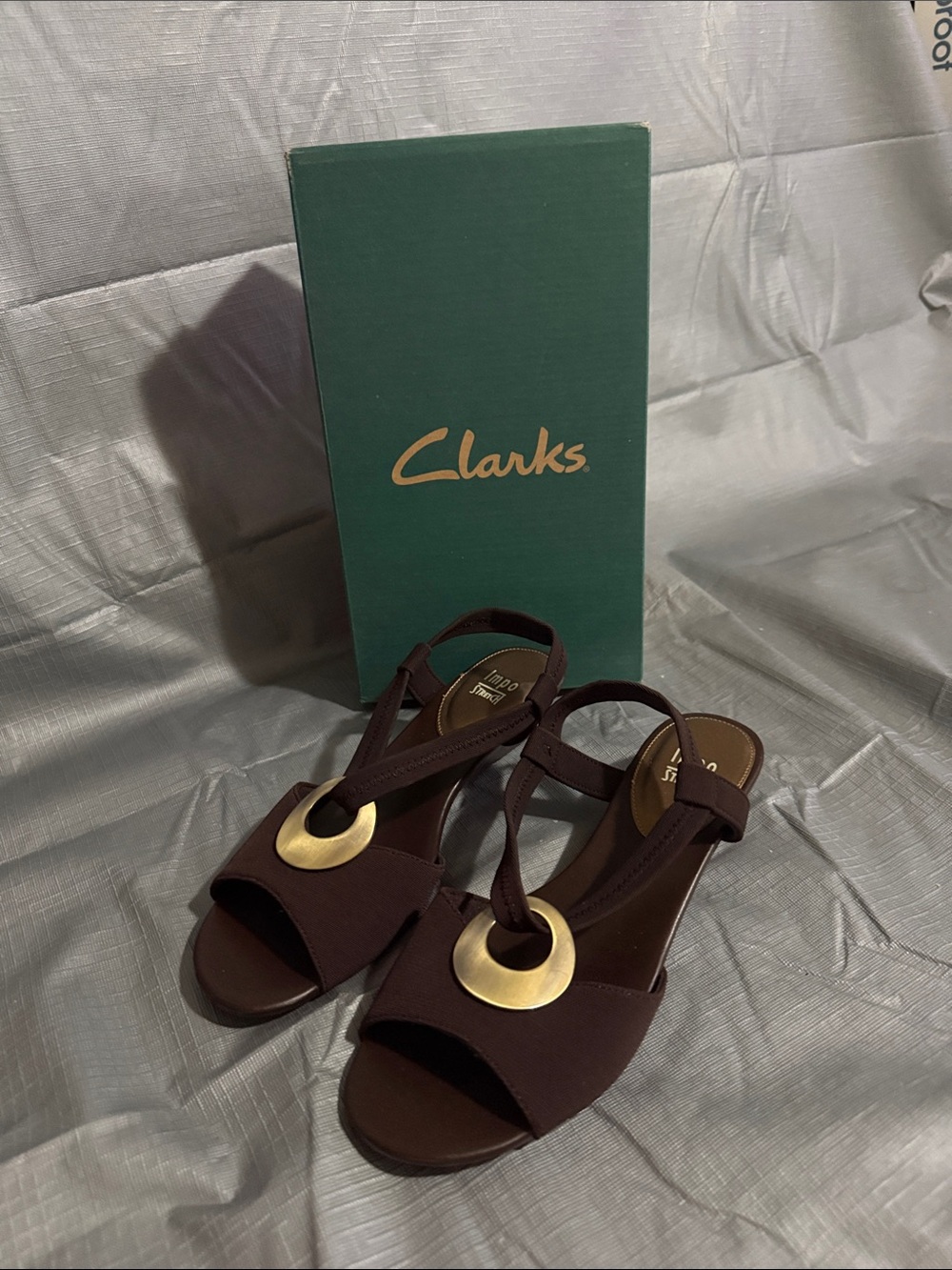 Clarks Brown Slingback Sandals with Gold Ring Detail